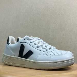 Veja V-10 Black White Leather Athletic Trainer Sneaker Shoes Wmn’s US 5 / EUR 36